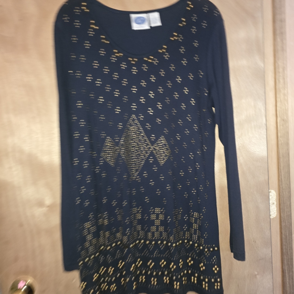 DG2 by Diane Gilman Black and Gold Patterned Sweater